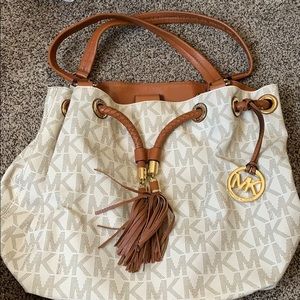 Micheal Kors shoulder bag
